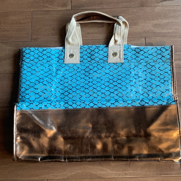 Steve Madden Canvas Tote Bag - Picture 2 of 4